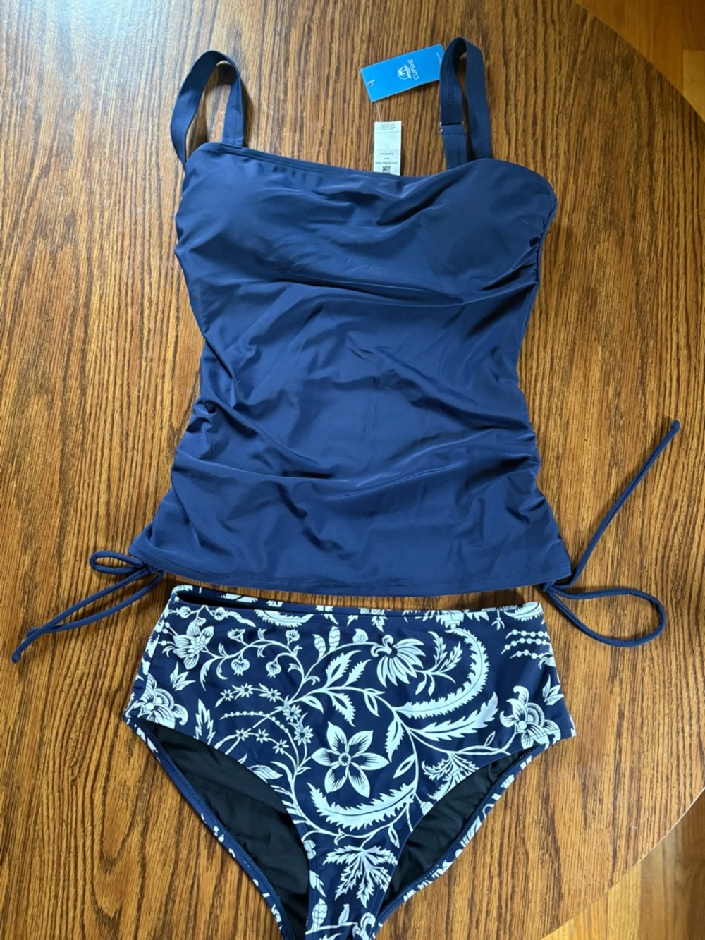 Cupshe Navy Blue Tankini with White Floral High-Waist Bottoms